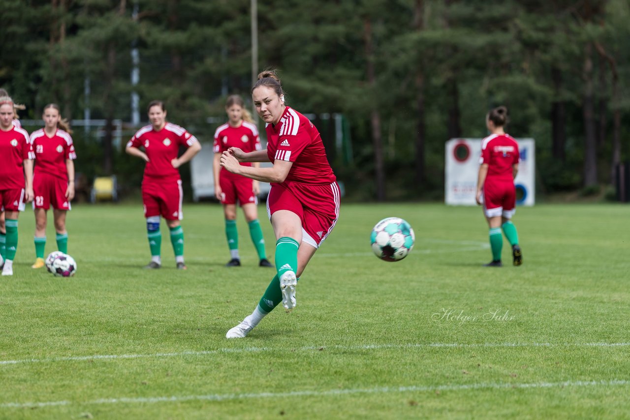 Bild 64 - F SV Boostedt - SV Fortuna St. Juergen : Ergebnis: 2:1